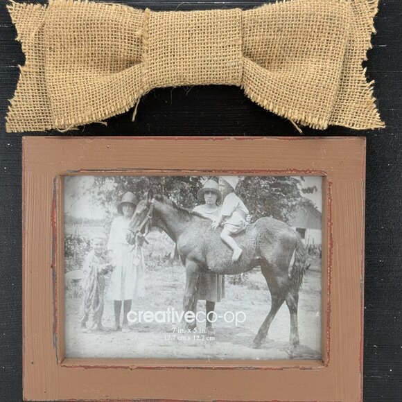 Creative Co-op Wooden Frame Holds 7" x 5" Black Twine Bow Wall Hanging Decor - Picture 2 of 9